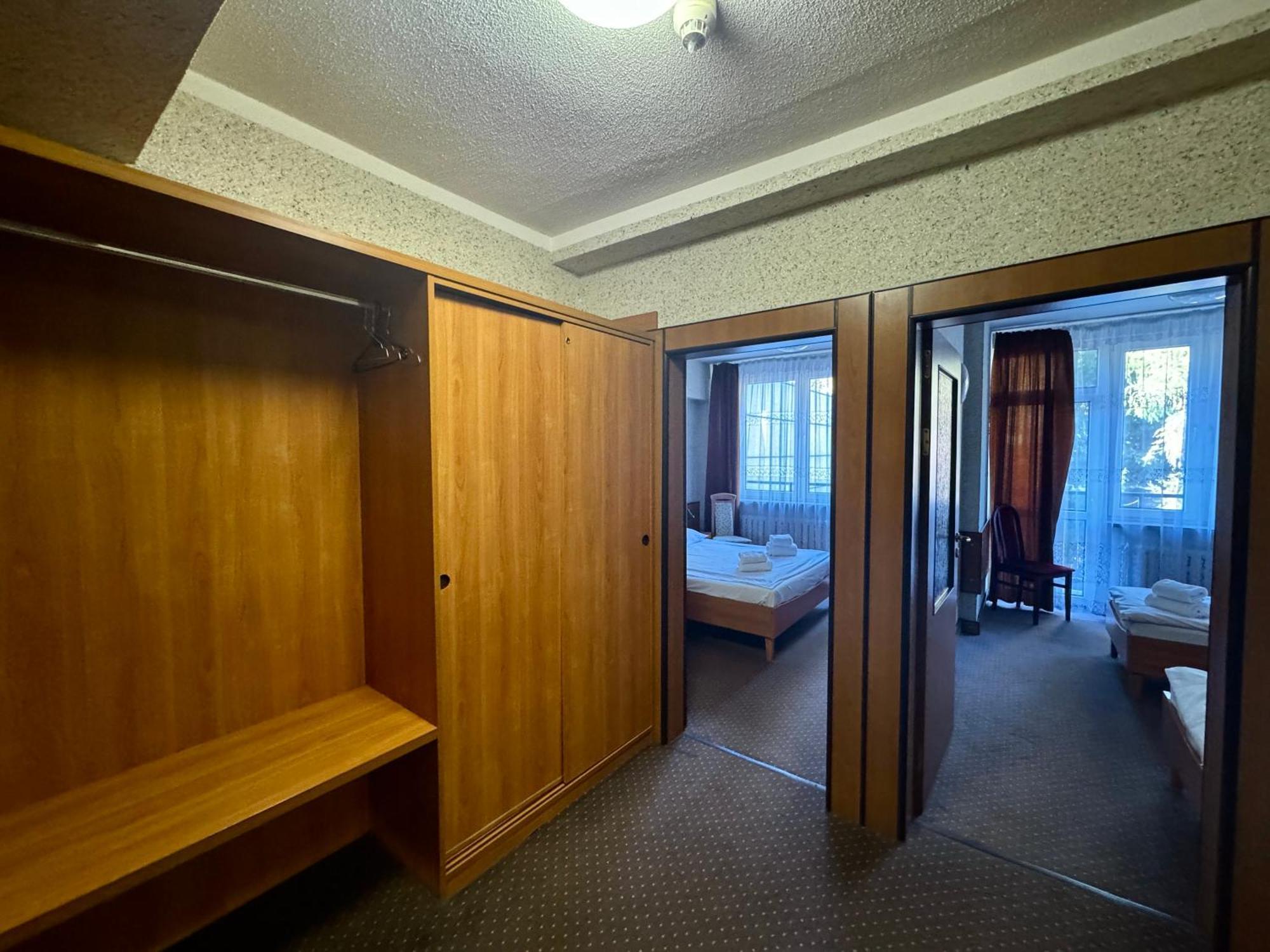 Hotel Echo Cedzyna Zimmer foto
